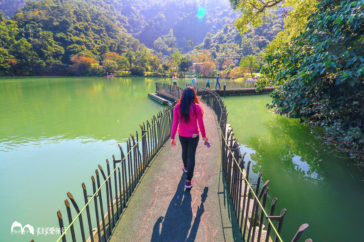 宜蘭景點｜冬山梅花湖｜仙境湖畔騎腳踏車&遊船環湖梅花湖門票停車美食推薦 - kafu.tw