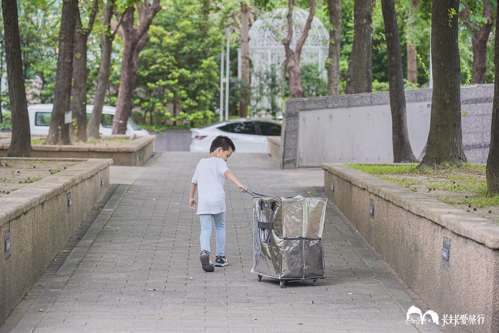 ON MY OWN | OH!N袋隨行摺疊推車旅行購物袋|開箱評測優缺點心得分享 - 第45張圖