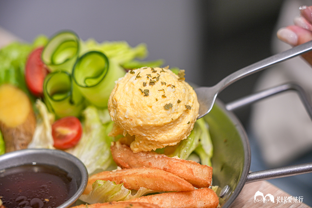 宜蘭早午餐推薦！在地人私藏「笑嗨嗨」創意台式早點＋露營氛圍超Chill菜單