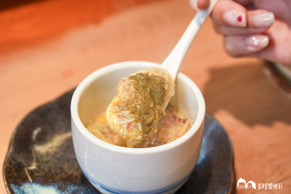 台北東區美食|逸壽司預約制無菜單!北海道活松葉蟹一蟹十吃,國父紀念館站頂級日料推薦 - 第18張圖 台北東區美食|逸壽司預約制無菜單!北海道活松葉蟹一蟹十吃,國父紀念館站頂級日料推薦