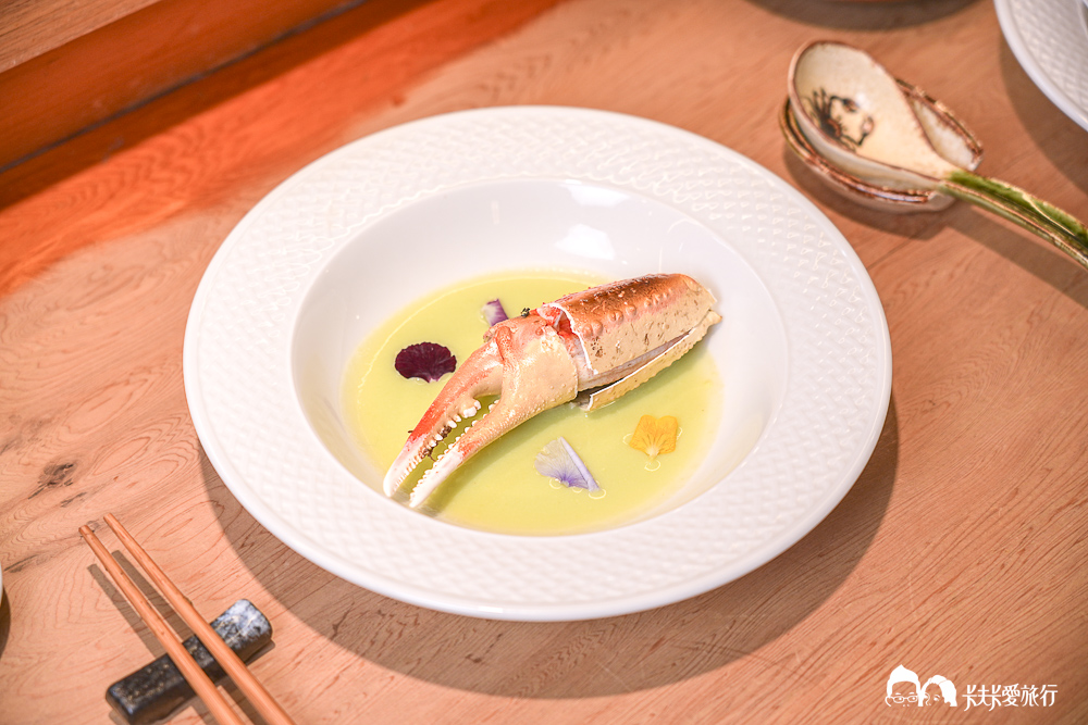 台北東區美食|逸壽司預約制無菜單!北海道活松葉蟹一蟹十吃,國父紀念館站頂級日料推薦 - 第31張圖 台北東區美食|逸壽司預約制無菜單!北海道活松葉蟹一蟹十吃,國父紀念館站頂級日料推薦