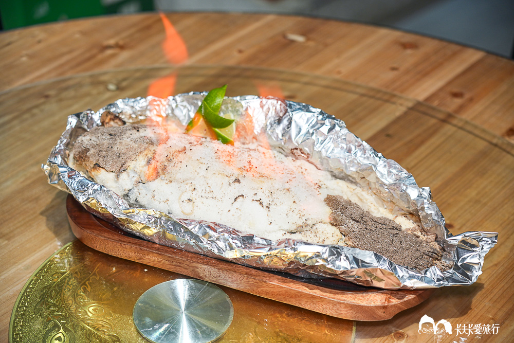 宜蘭頭城美食｜青雲80海鮮餐廳評價：在地推薦高CP值快炒烤魚菜單與停車