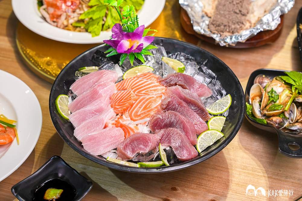 宜蘭頭城美食｜青雲80海鮮餐廳評價：在地推薦高CP值快炒烤魚菜單與停車
