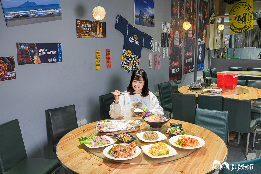 宜蘭頭城美食｜青雲80海鮮餐廳評價：在地推薦高CP值快炒烤魚菜單與停車