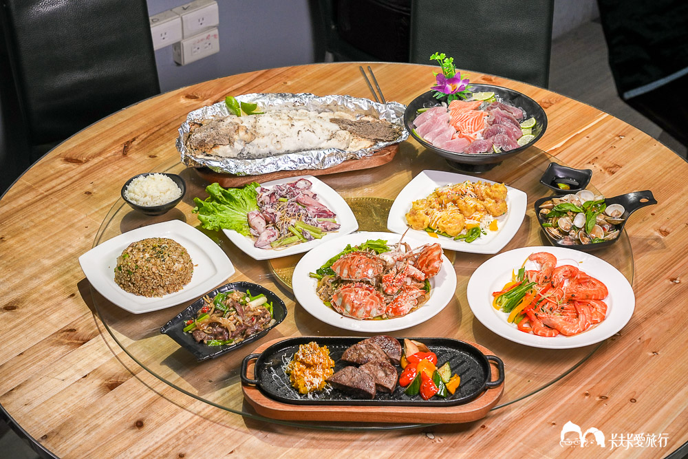 宜蘭頭城美食｜青雲80海鮮餐廳評價：在地推薦高CP值快炒烤魚菜單與停車
