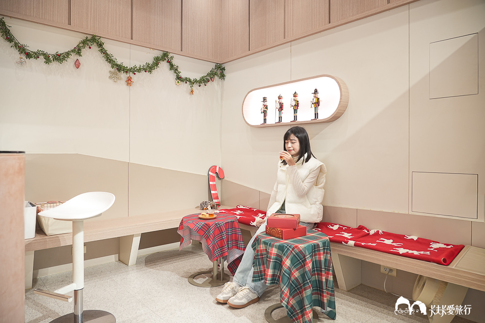 台中伴手禮推薦》鴻鼎菓子豐原旗艦店必買攻略!過年禮盒首選烏魚子曲奇、堅果塔價格 - 第19張圖 台中伴手禮推薦》鴻鼎菓子豐原旗艦店必買攻略!過年禮盒首選烏魚子曲奇、堅果塔價格