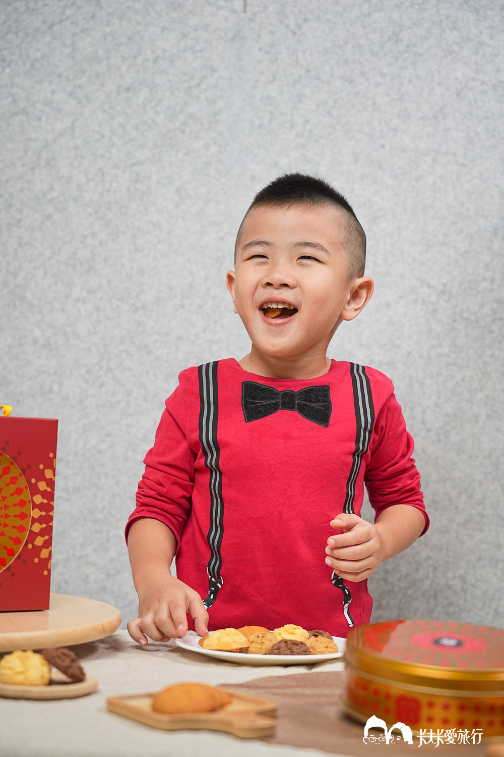 台中伴手禮推薦》鴻鼎菓子豐原旗艦店必買攻略!過年禮盒首選烏魚子曲奇、堅果塔價格 - 第30張圖 台中伴手禮推薦》鴻鼎菓子豐原旗艦店必買攻略!過年禮盒首選烏魚子曲奇、堅果塔價格