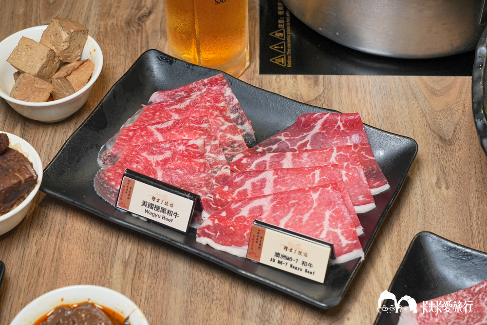 宜蘭火鍋吃到飽｜糧倉1號麻辣鴛鴦鍋｜超狂自助吧哈根達斯、和牛、啤酒隨你吃菜單價位！