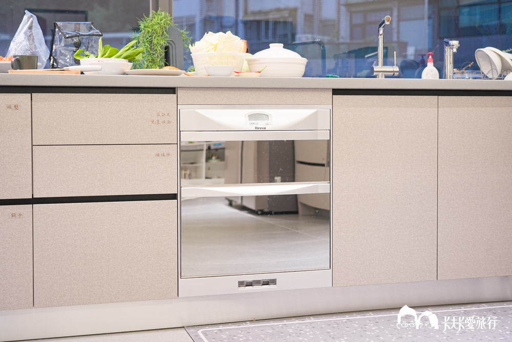 宜蘭包棟民宿|裏白VILLA|田野間的純白渡假秘境!KTV視聽室與戲水池 - 第28張圖 宜蘭包棟民宿|裏白VILLA|田野間的純白渡假秘境!KTV視聽室與戲水池