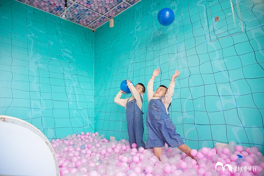 礁溪景點|兔子迷宮礁溪浴場:粉紅城堡超夢幻!玩遍哈比村、天空之鏡,2026最新菜單門票價位 - 第23張圖 礁溪景點|兔子迷宮礁溪浴場:粉紅城堡超夢幻!玩遍哈比村、天空之鏡,2026最新菜單門票價位