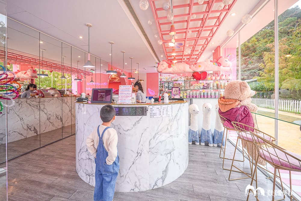 礁溪景點|兔子迷宮礁溪浴場:粉紅城堡超夢幻!玩遍哈比村、天空之鏡,2026最新菜單門票價位 - 第9張圖 礁溪景點|兔子迷宮礁溪浴場:粉紅城堡超夢幻!玩遍哈比村、天空之鏡,2026最新菜單門票價位
