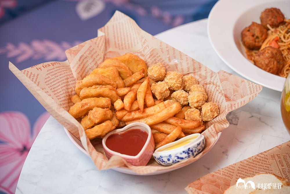 礁溪景點|兔子迷宮礁溪浴場:粉紅城堡超夢幻!玩遍哈比村、天空之鏡,2026最新菜單門票價位 - 第59張圖 礁溪景點|兔子迷宮礁溪浴場:粉紅城堡超夢幻!玩遍哈比村、天空之鏡,2026最新菜單門票價位