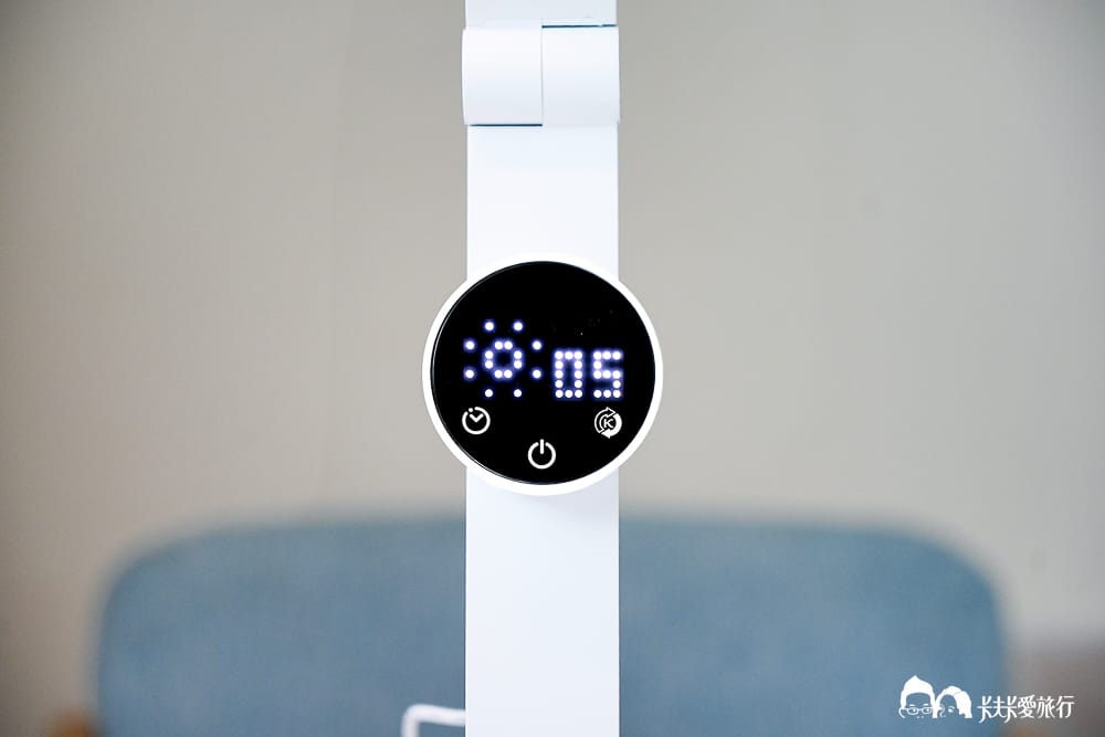 CHIMEI奇美旋境悅眼LED護眼檯燈｜適合全家人的檯燈推薦，優點缺點心得評價