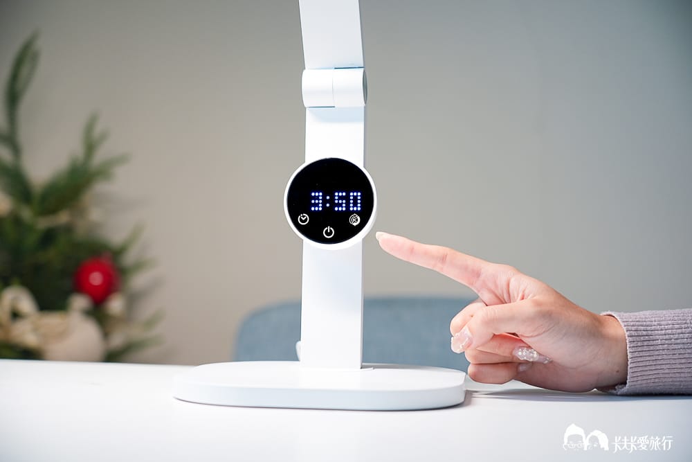 CHIMEI奇美旋境悅眼LED護眼檯燈｜適合全家人的檯燈推薦，優點缺點心得評價