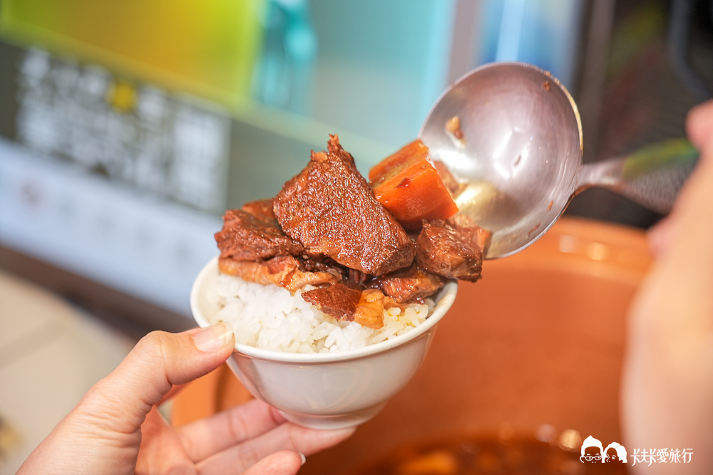 宜蘭火鍋吃到飽｜糧倉1號麻辣鴛鴦鍋｜超狂自助吧哈根達斯、和牛、啤酒隨你吃菜單價位！