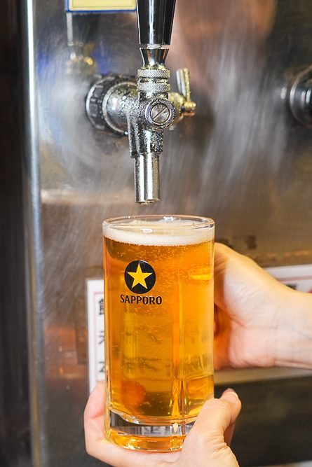 宜蘭火鍋吃到飽｜糧倉1號麻辣鴛鴦鍋｜超狂自助吧哈根達斯、和牛、啤酒隨你吃菜單價位！