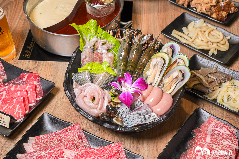 宜蘭火鍋吃到飽｜糧倉1號麻辣鴛鴦鍋｜超狂自助吧哈根達斯、和牛、啤酒隨你吃菜單價位！