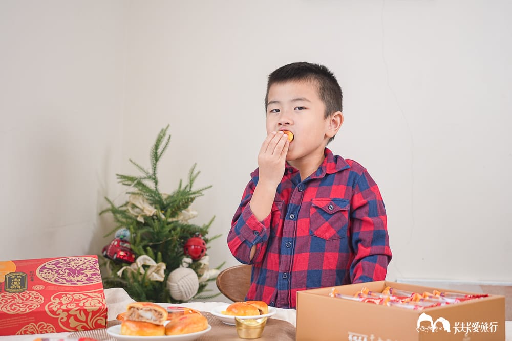 麥仕佳烘焙坊-過年送禮年節伴手禮推薦！干貝肉圓酥富貴禮盒開箱評價