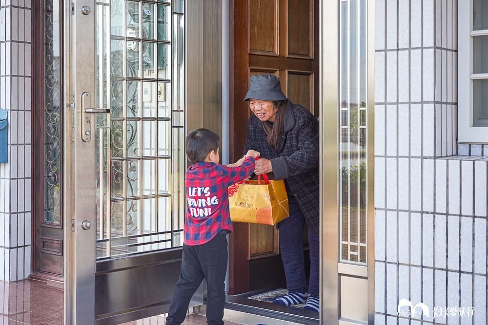 麥仕佳烘焙坊-過年送禮年節伴手禮推薦！干貝肉圓酥富貴禮盒開箱評價