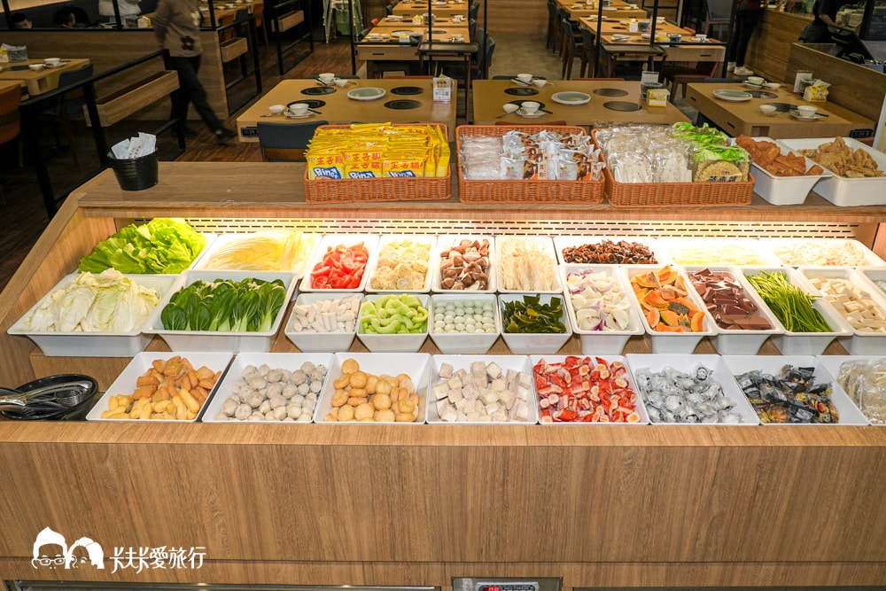 宜蘭羅東吃到飽火鍋！六號糧倉精緻鍋物，麻辣鍋配澎湃自助吧菜單價位