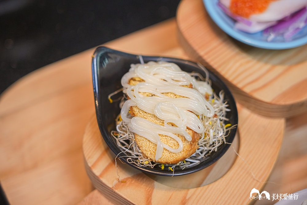 宜蘭簡餐推薦-游饗創意中式定食｜親子餐廳兒童遊戲區+九宮格菜色菜單