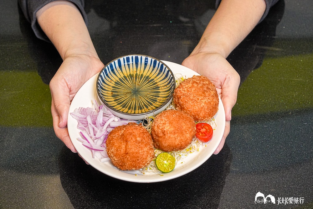 宜蘭簡餐推薦-游饗創意中式定食｜親子餐廳兒童遊戲區+九宮格菜色菜單