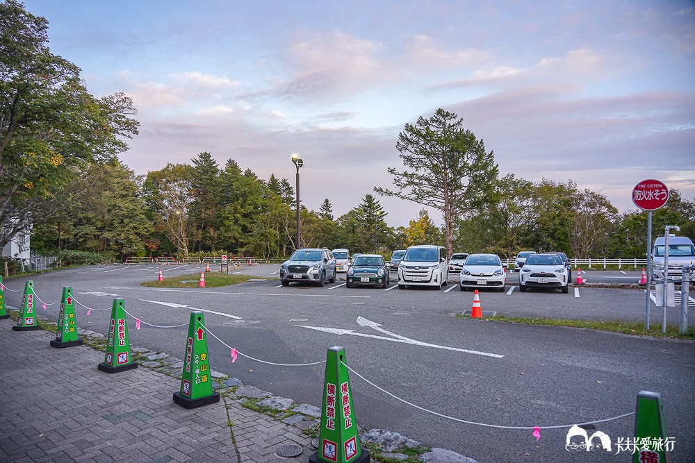 札幌夜景全攻略！藻岩山夜景：纜車票價與自駕交通、營業時間與四季夜景秘境指南
