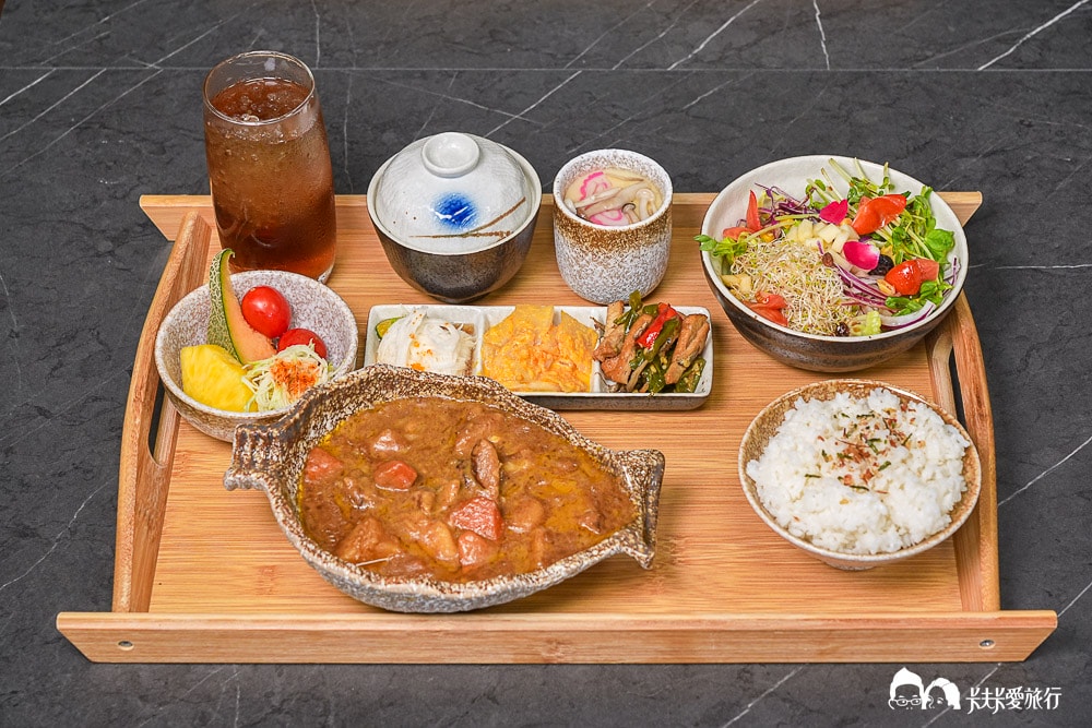 宜蘭礁溪必吃定食｜光鮮生活美食館：無菜單大菜變身個人套餐簡餐！獨享焗烤龍蝦與現煎鮮魚