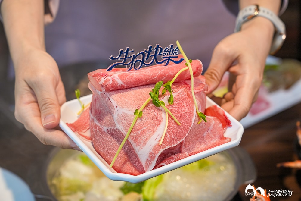 宜蘭火鍋推薦！八方悅鍋物羅東店：浮誇鱈場蟹海鮮船+自助吧吃到飽寵愛家人菜單