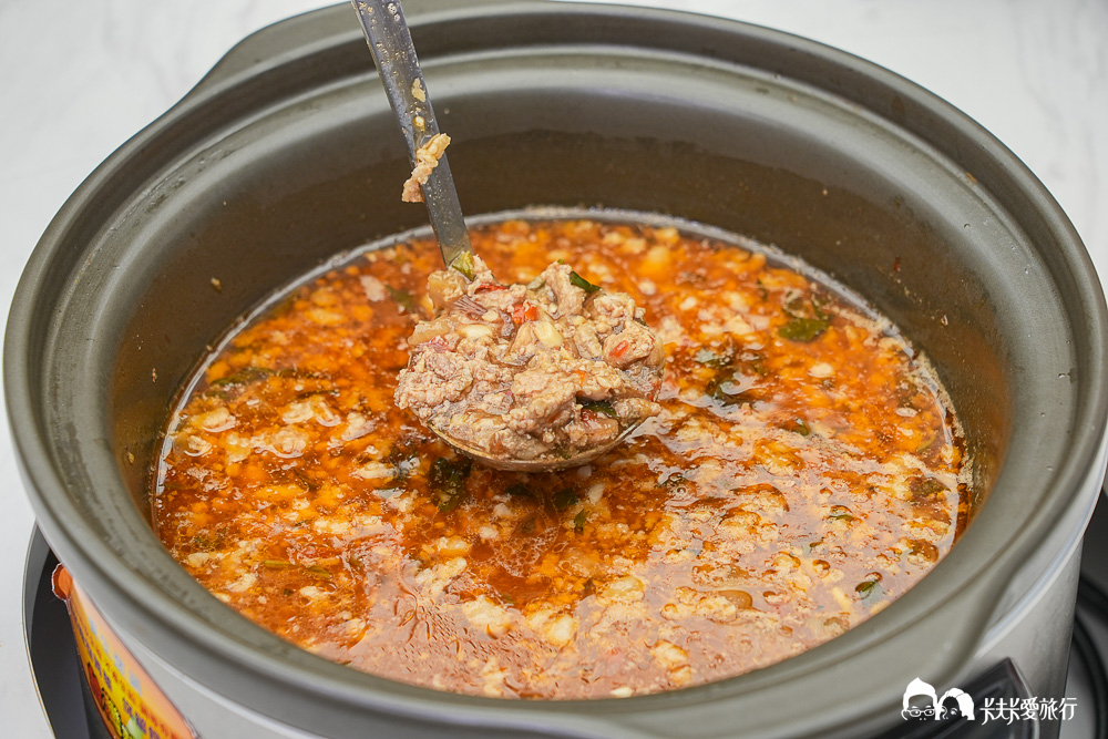 宜蘭羅東火鍋推薦|嗑肉石鍋:超狂自助吧吃到飽與肉瀑布,菜單評價與停車資訊 - 第50張圖 宜蘭羅東火鍋推薦|嗑肉石鍋:超狂自助吧吃到飽與肉瀑布,菜單評價與停車資訊