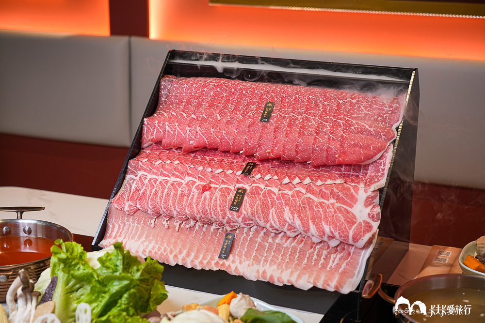 宜蘭羅東火鍋推薦|嗑肉石鍋:超狂自助吧吃到飽與肉瀑布,菜單評價與停車資訊 - 第71張圖 宜蘭羅東火鍋推薦|嗑肉石鍋:超狂自助吧吃到飽與肉瀑布,菜單評價與停車資訊