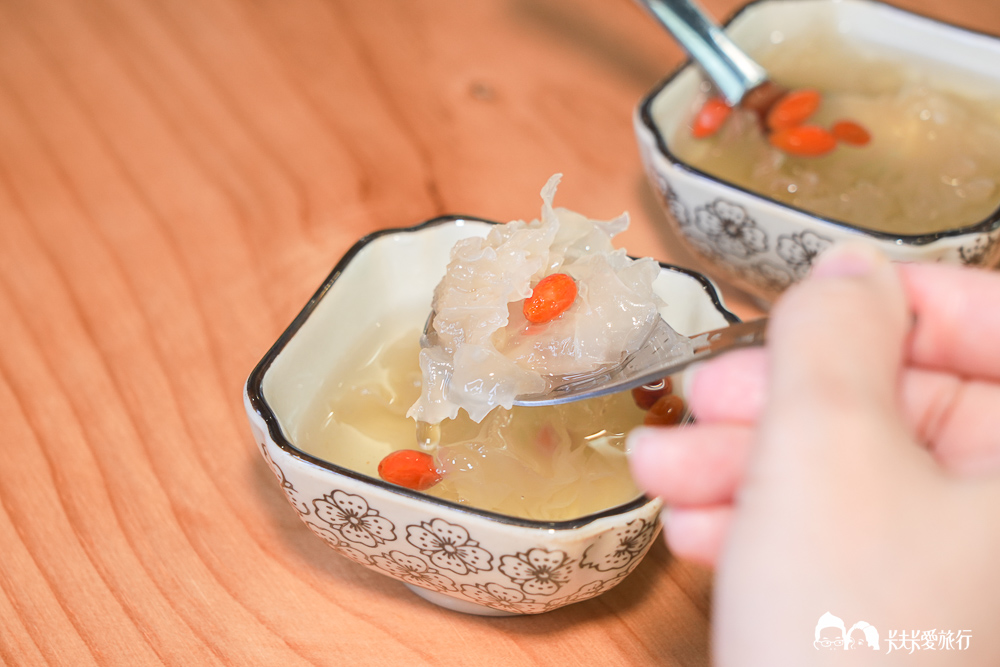 宜蘭按摩推薦-偷閑足湯行館體驗心得｜課程價位ptt、dcard評價