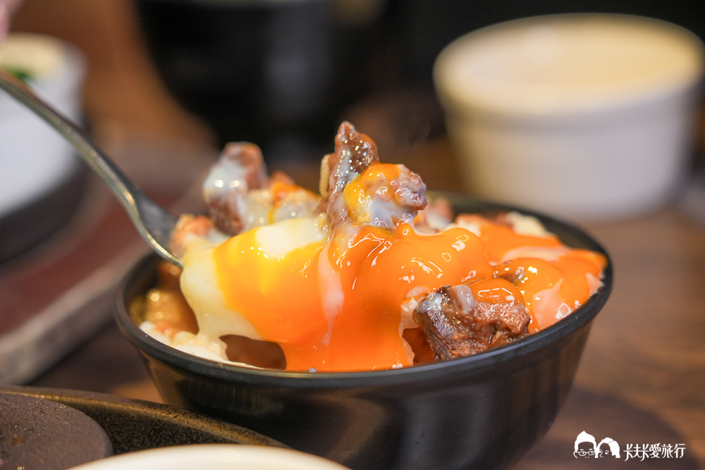 炙り庵 steak 牛排台北民權店值得去嗎？菜單必點、自助吧攻略、隱藏吃法一次整理