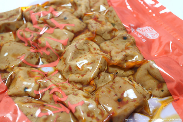 【宅配美食】鼎太公 紅麴滷味 / 桃園美食會呼吸的豆干【邀約】 - 第10張圖 IMG_3471